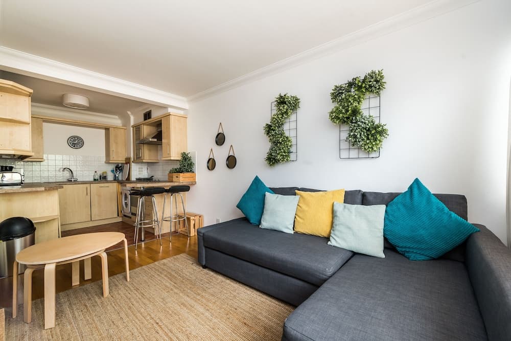 King Regents Place by Allô Housing