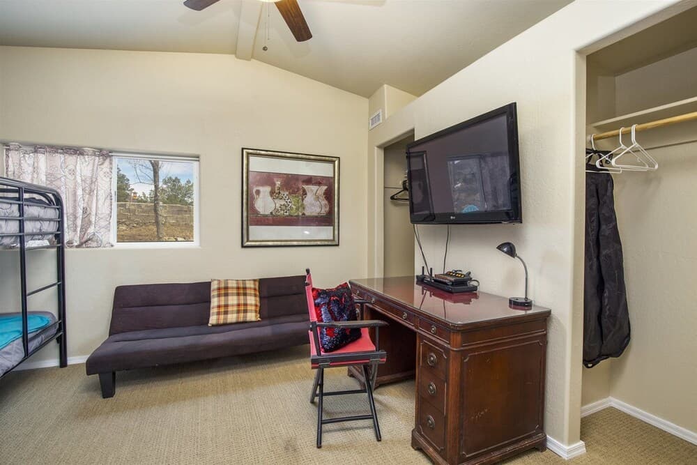 Fabulous, Fun, Fortress