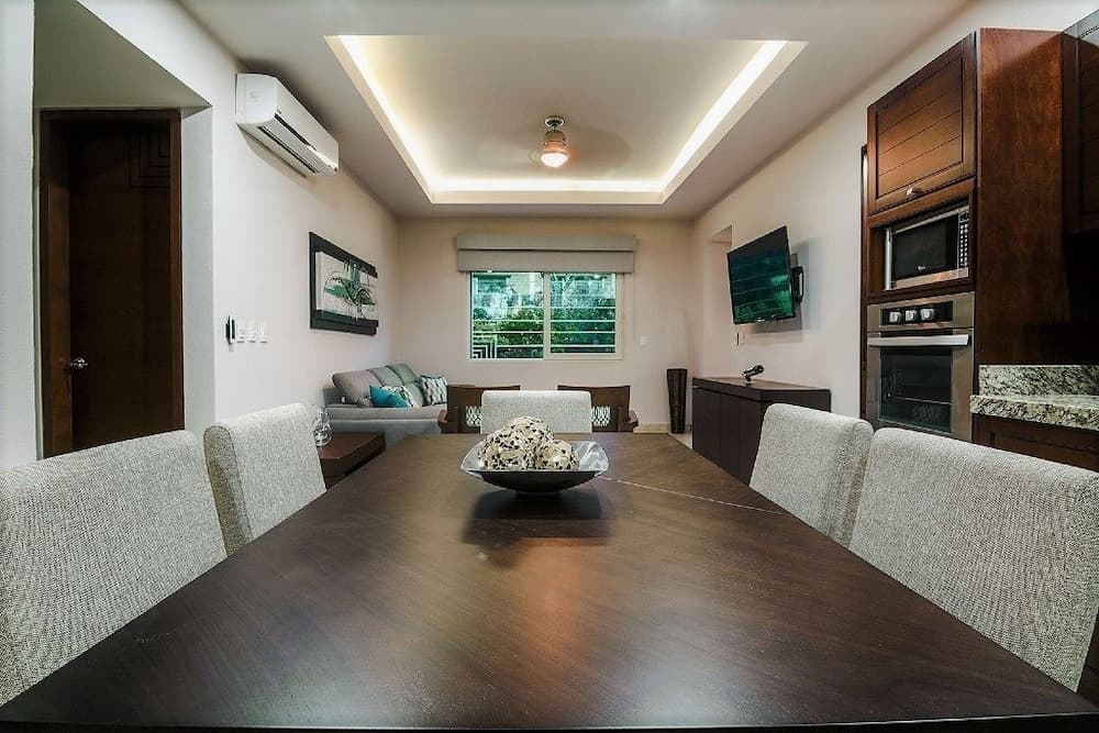 Condo V399-106 by MDR