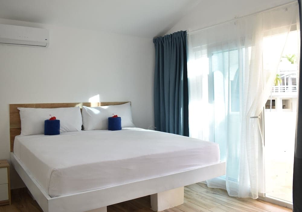 Tropical Casa Laguna