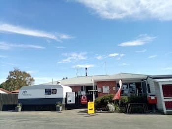 Leithfield Beach Holiday Park