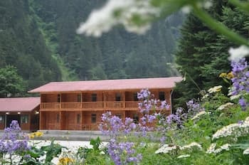 Uzungol Bungalow House