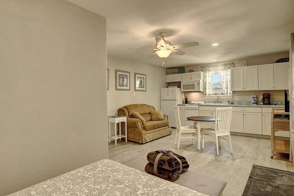 Le Petit Chateau Studio Bedroom Home by RedAwning