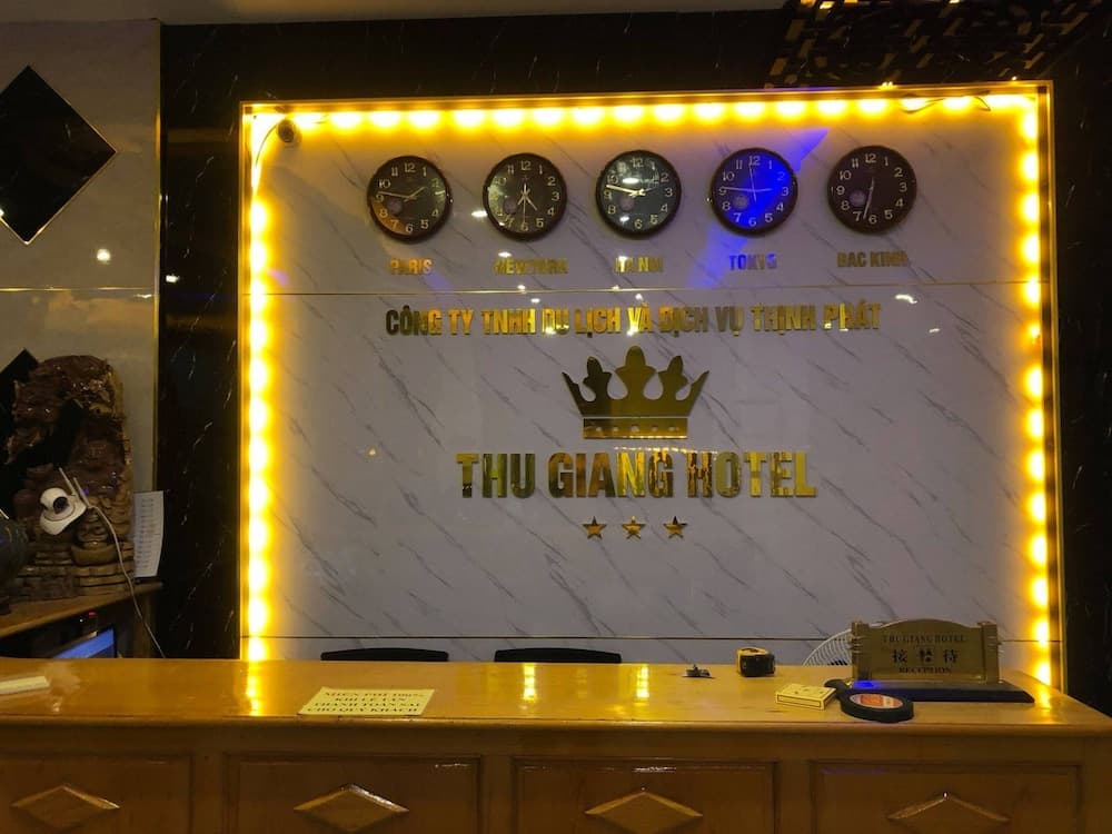 OYO 1143 Thu Giang Hotel