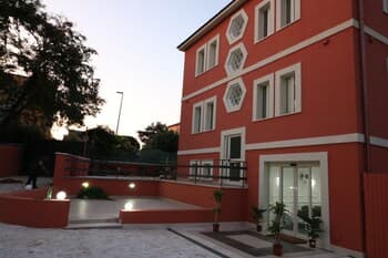 Palace Rome - Hostel