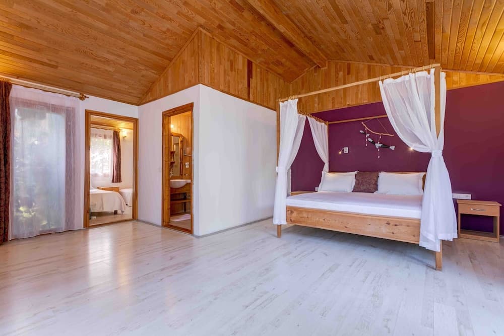 Etenna Beach Bungalows