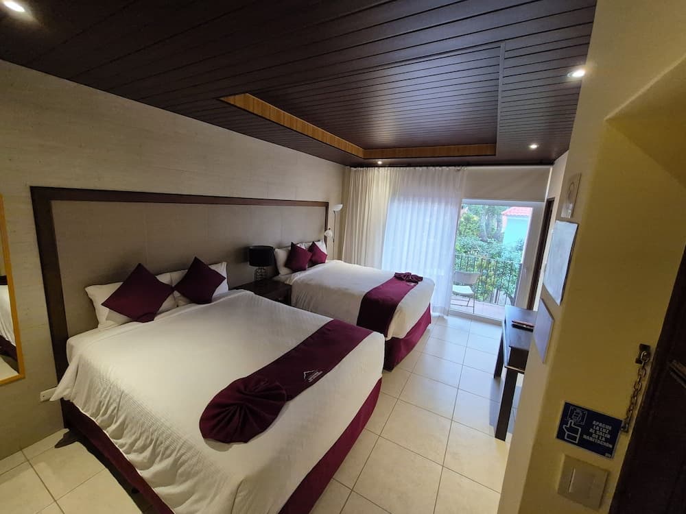 Hotel Hacienda Los Volcanes