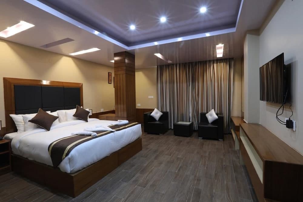 Hotel Ameera Shimla