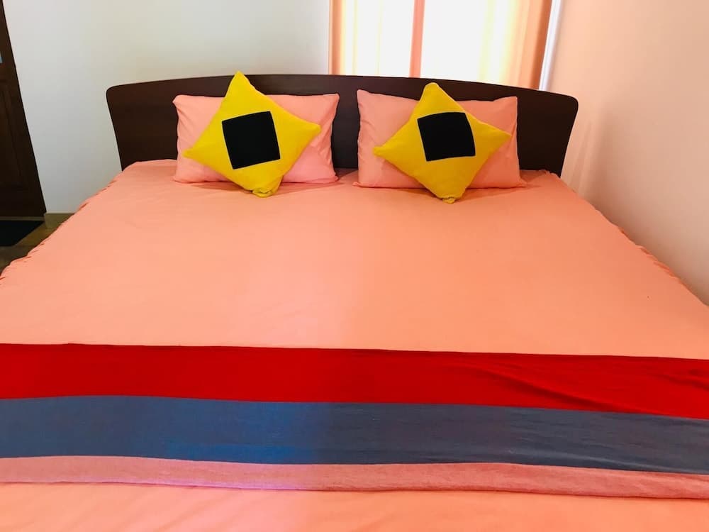 Ruwinsons Canal Garden