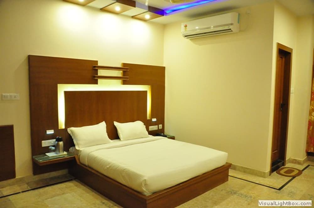 Hotel Basera Brij Bhoomi