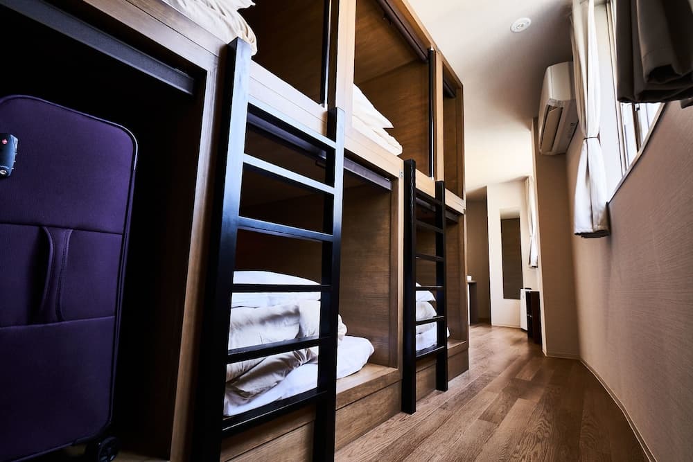 &And Hostel Hommachi East