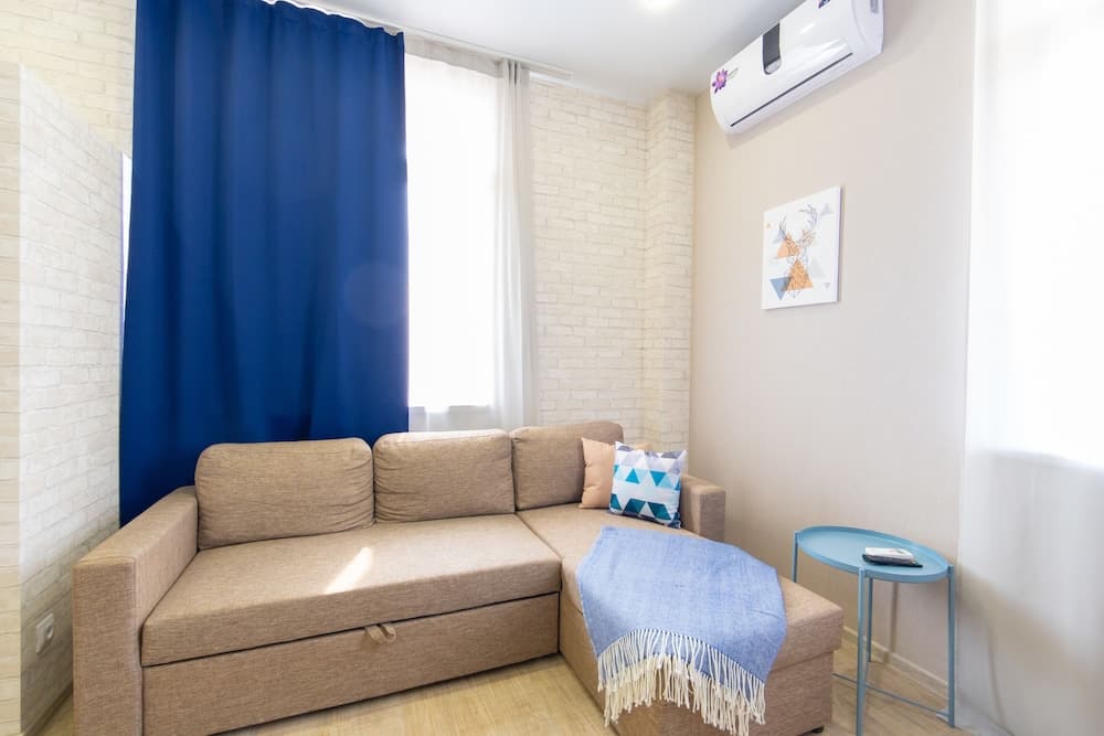 More Apartments na Khadyzhenskoy 65A - 1