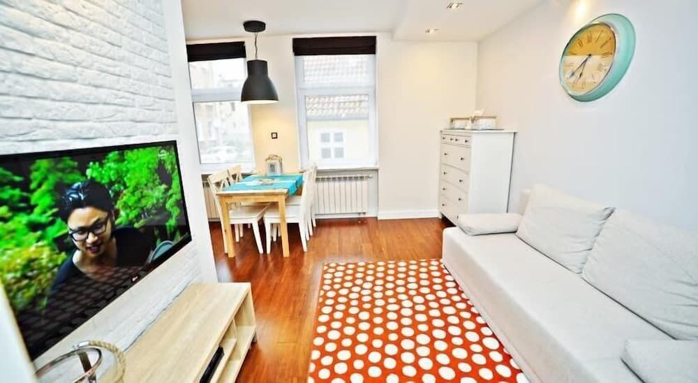 Grand Apartments - Aviator