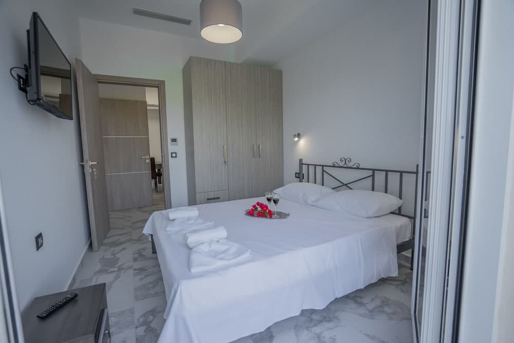 Katsaros Deluxe Apartments II