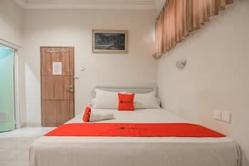 RedDoorz near Taman Bekapai 2