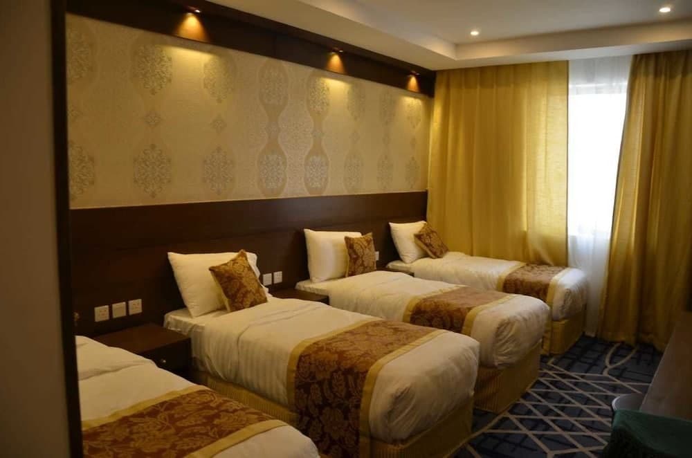 Rawabi Emirates Hotel