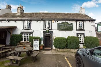 OYO Ye Olde Bowling Green Inn