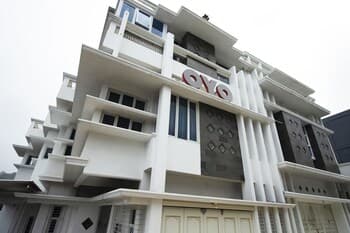 OYO 716 Iciw Iciw Exclusive Homestay