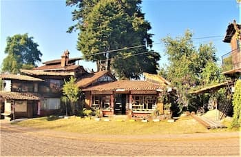 Hotel Cabaña Los Ruiseñores