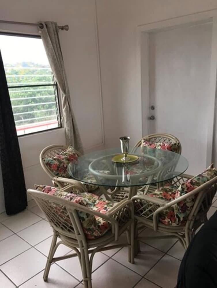 Hillcrest Guest House USVI