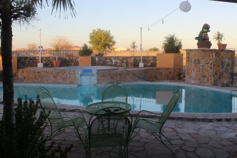 Aparthotel Villas de la Roca