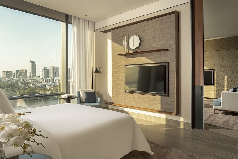 Four Seasons Hotel Bangkok at Chao Phraya River