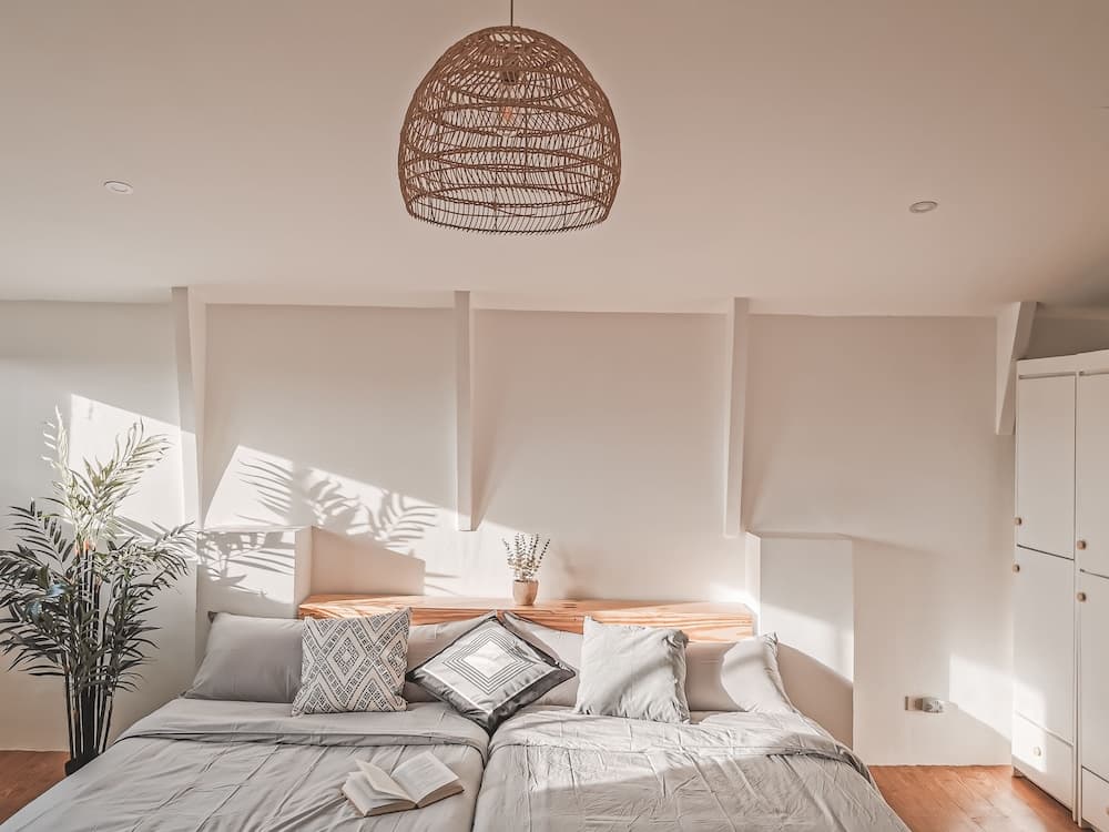 Murals Hostel & Cafe Mactan