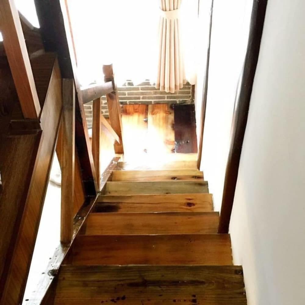 Lakeside Courtyard by JinSpecial