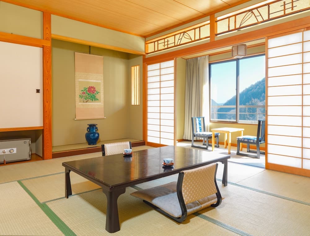 Ooedo Onsen Monogatari Shinshu Kakeyu