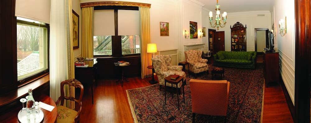 The Inn at Irwin Gardens