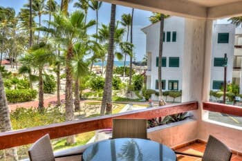 Dapper Beachfront 2 Bedroom Apartment - D201