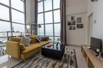 JK Maritime Luxury Suite