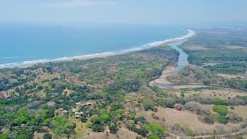 Cirenas Lodge and Regeneration Hub