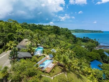 The Tranquilo Lodge - All meals included