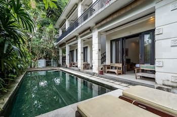 OYO 785 Van Mandri Guest House