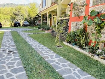 Jabel Tinamit Hotel & Villas