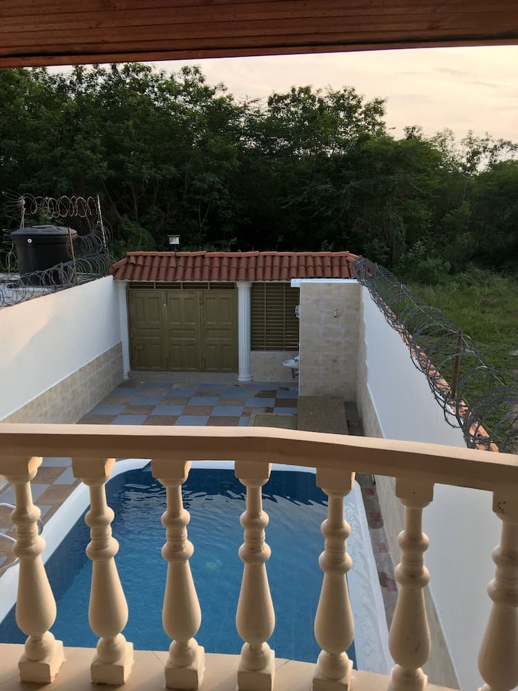 Villa Ensueño - House with Pool & Hot Tub