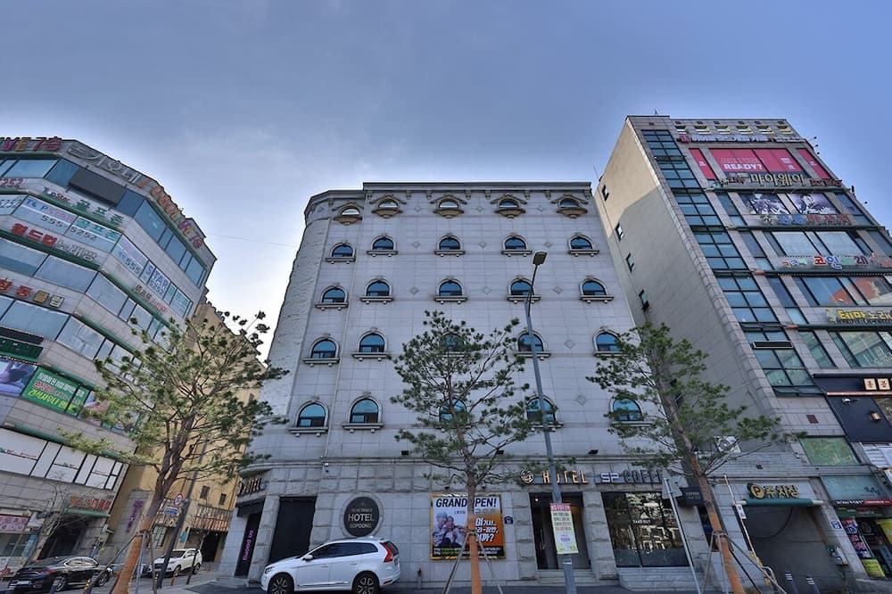 hotel image