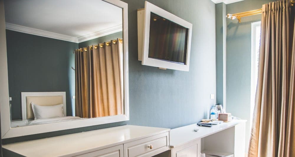 Scarlet Sails Resort