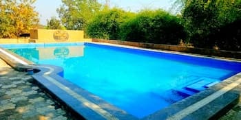 Royal Bamhni Holiday Resort