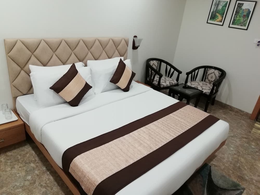 Hotel Aditya Residency