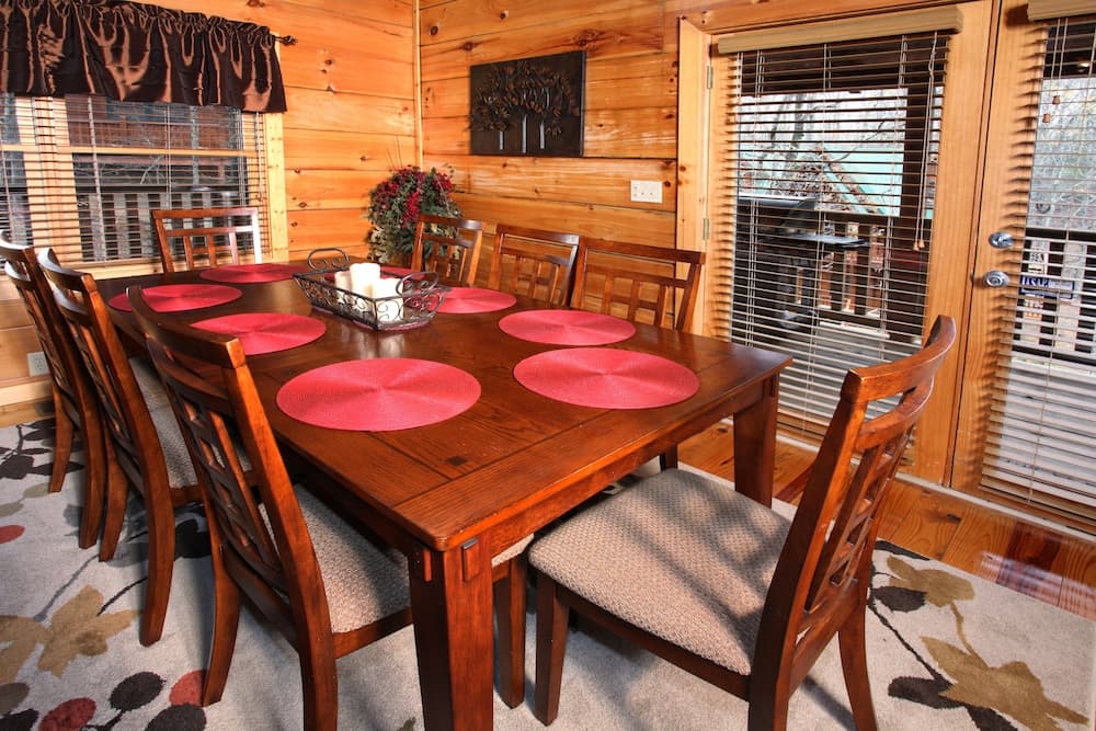 Off The Clock - Four Bedroom Cabin