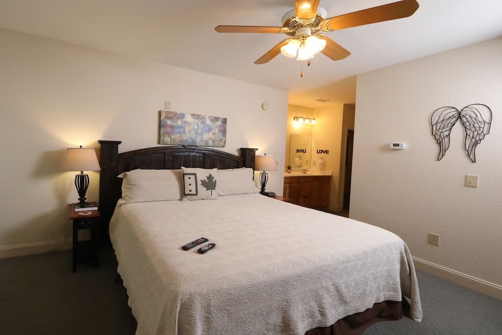 Oak Tree Lodge 3 - Fifteen Bedroom Chalet Lodge