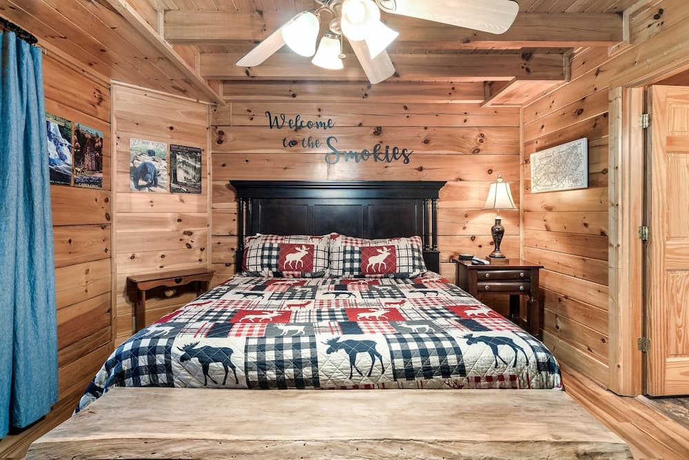 Mayberry - Three Bedroom Cabin