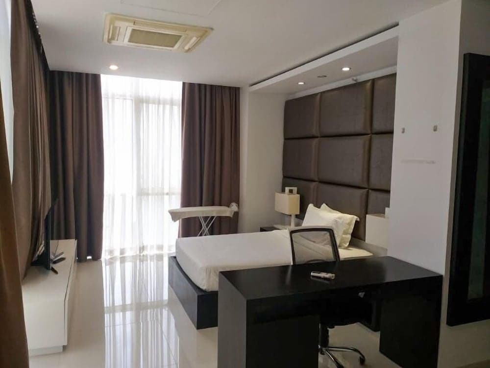 Platinum One Suites - 3 Bedroom