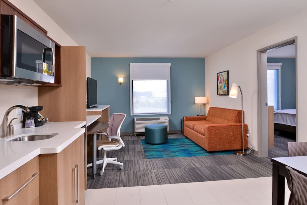 Home2 Suites by Hilton Portland Airport OR