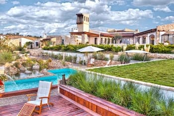 Zornitza Family Estate Relais & Chateaux