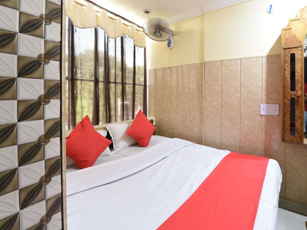 OYO 19541 Hotel Jammu Palace