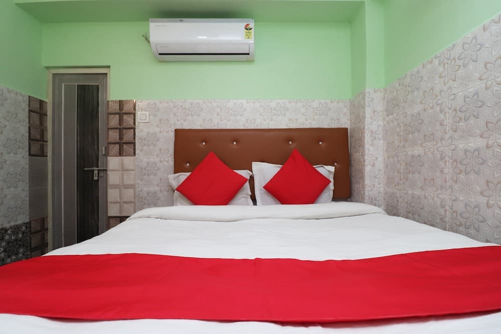 OYO 29430 Hotel Kunal