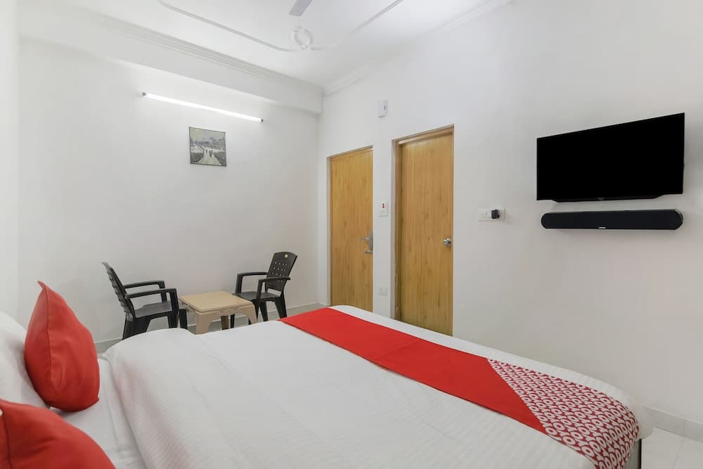 OYO 23675 Mountains Villa